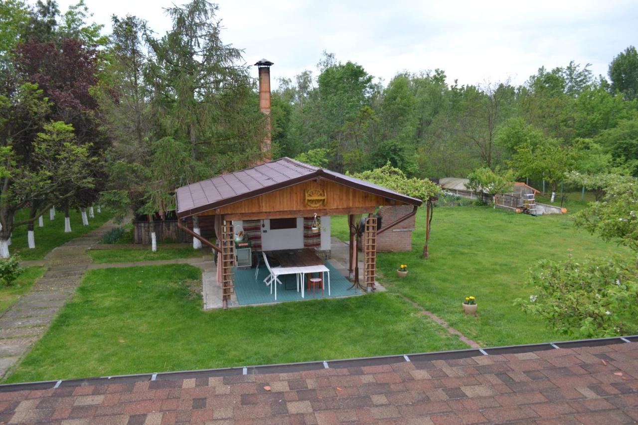 Villa Siret Sendreni Dış mekan fotoğraf